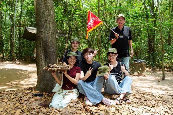 Để có được trải nghiệm tốt nhất, du khách nên đặt tour càng sớm càng tốt