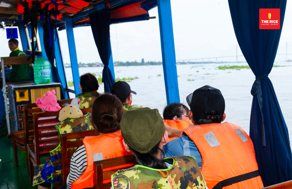 Nếu bạn muốn trải nghiệm miền Tây riêng tư, thoải mái, liên hệ ngay The Rice Travel Group để được đặt tour