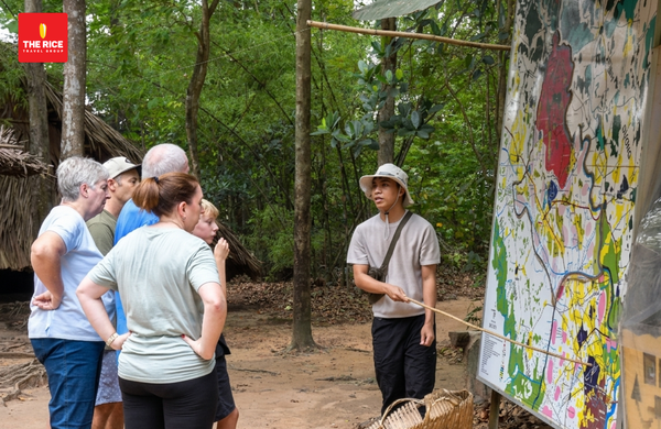 Tour Củ Chi nửa ngày của The Rice Travel - riêng tư, thoải mái