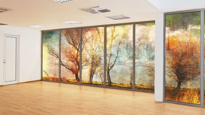 Những điểm đặc biệt của decal dán kính 3D xu hướng hiện nay