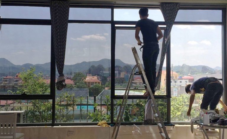 Giấy dán kính phản quang và những ưu điểm vượt trội