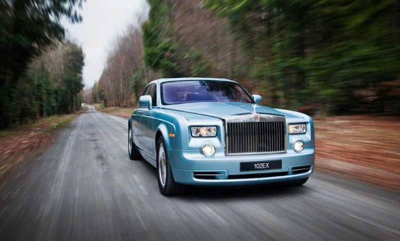 Top 5 mẫu xe ô tô điện Roll Royce được giới thượng lưu ưa chuộng
