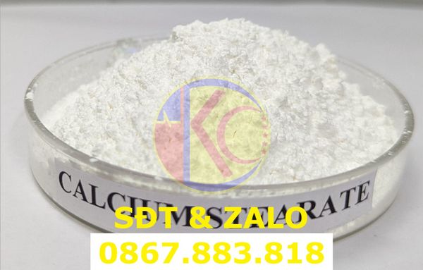 Calcium Stearate dạng bột màu trắng