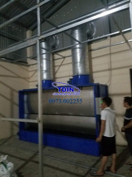 Bàn giao buồng phun sơn tại đà nẵng