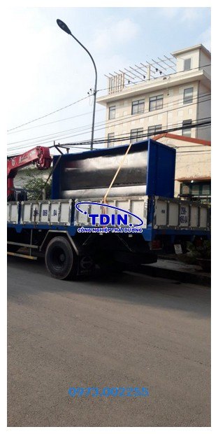Giao hàng buồng phun Sơn 3,3m tại xưởng Anh Khánh