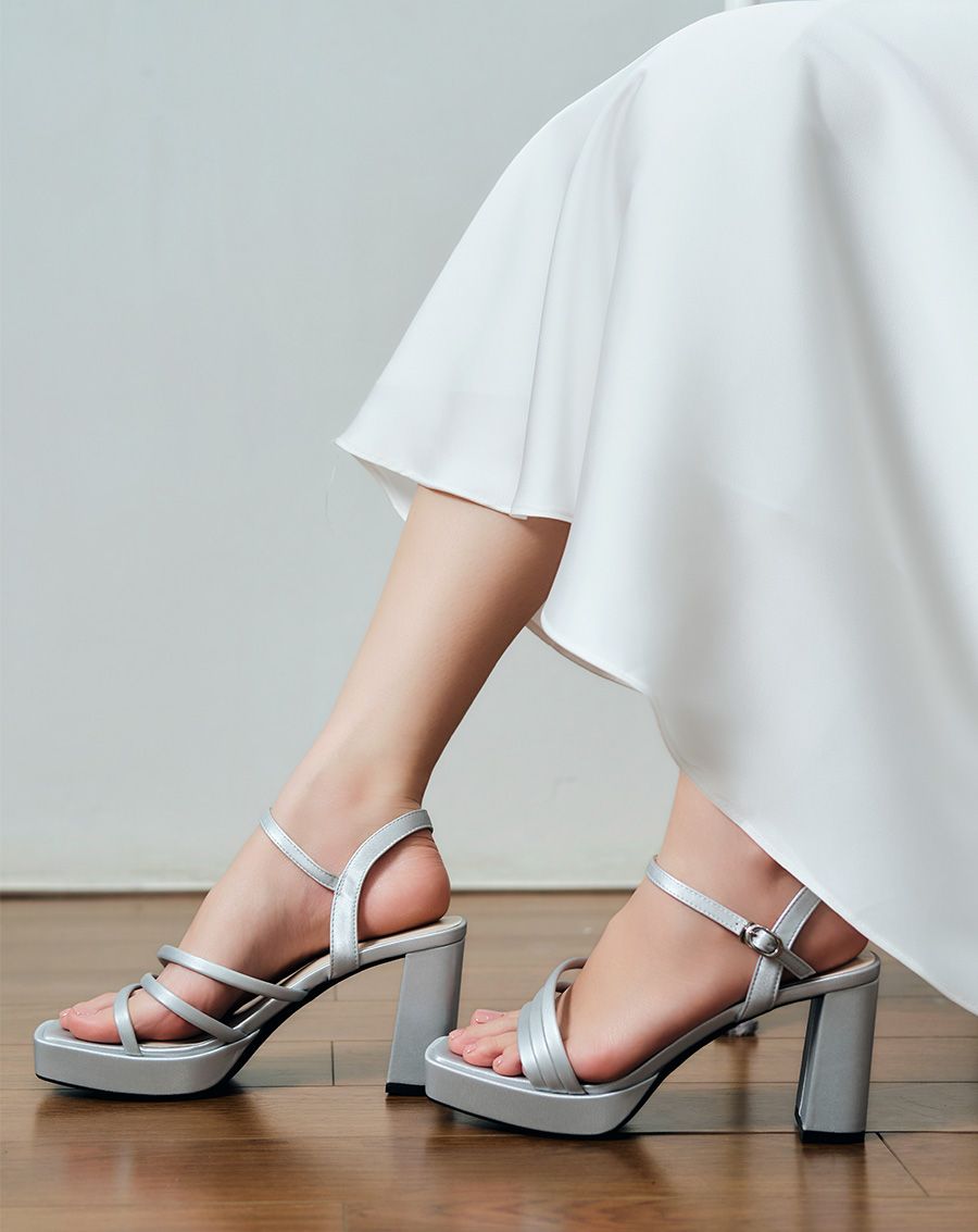  Giày Sandal Có Đúp Quai Rút 