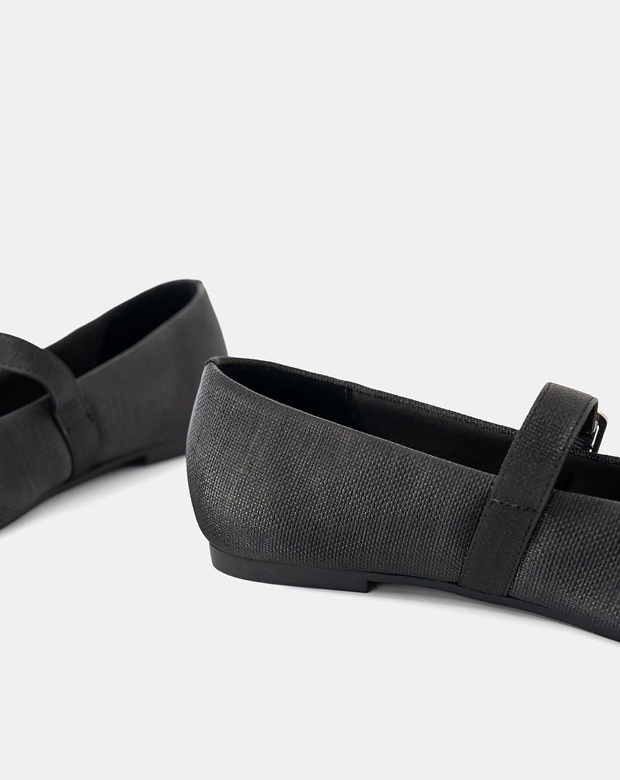  Giày Búp Bê Phối Chất Liệu Vân 