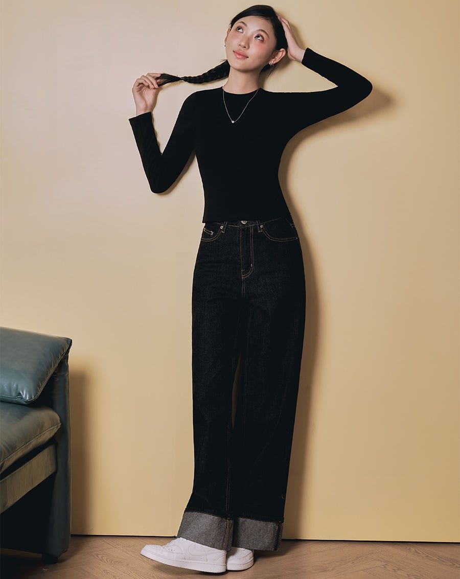  Áo thun form slim-fit tay dài 