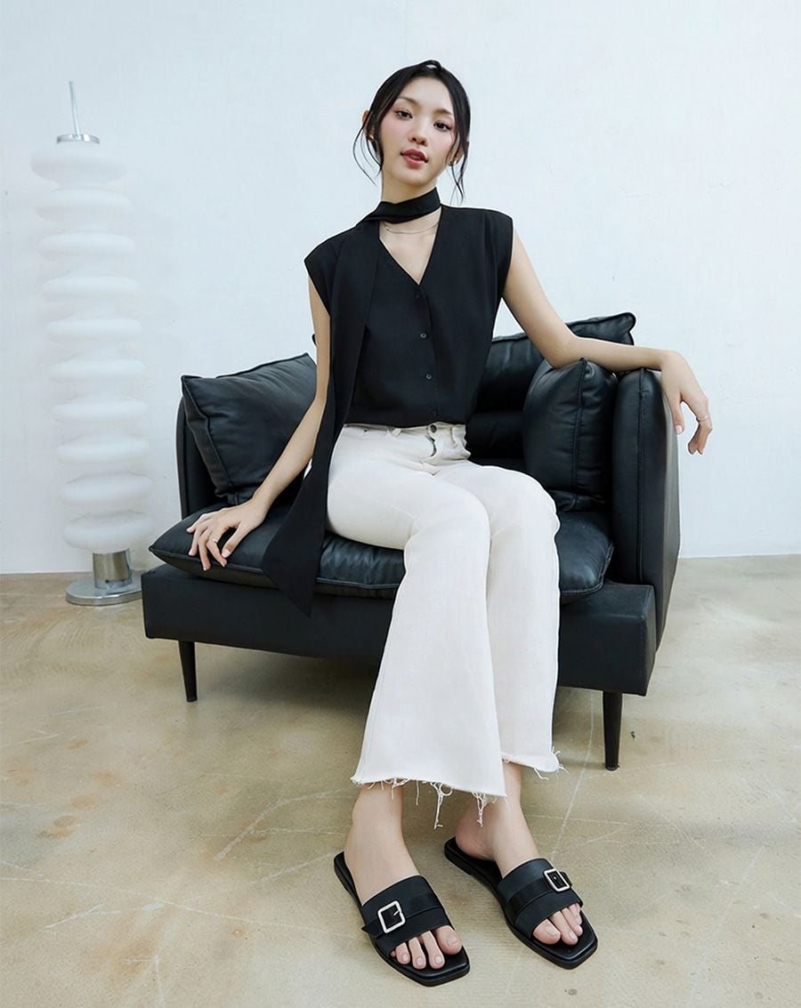  Giày Sandal Phối Quai Buckle Đính Đá 