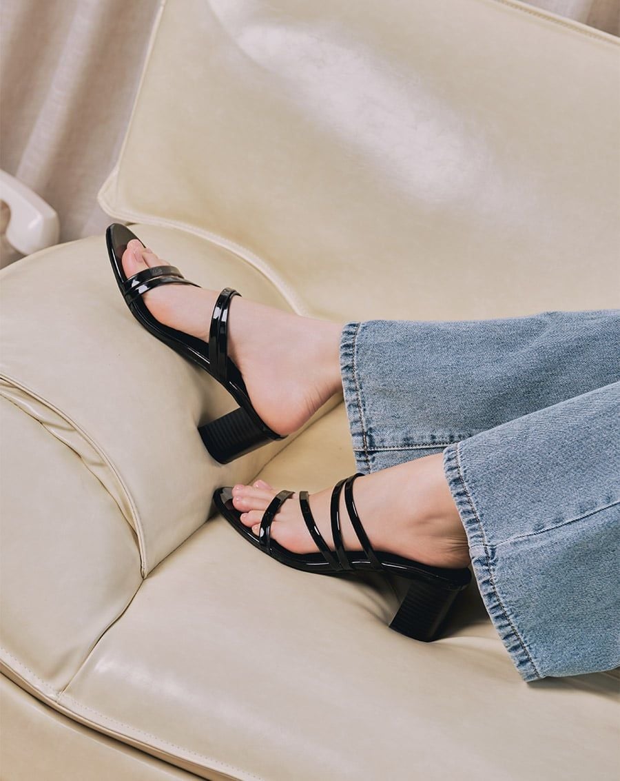  Giày Sandal Quai Rút 