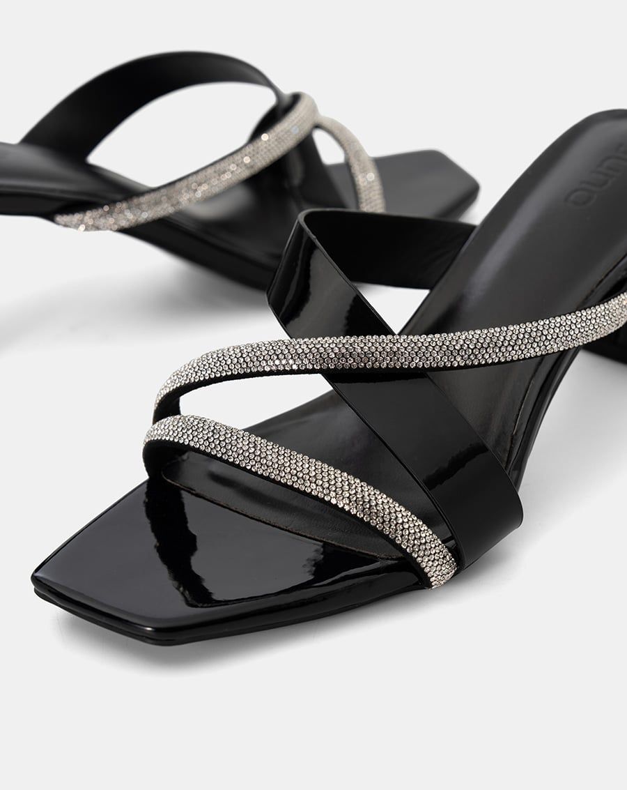  Giày Sandal Mules phối quai đính hạt 
