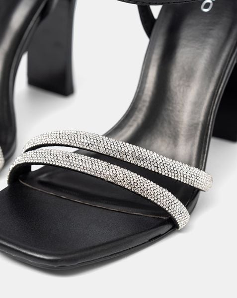  Giày Sandal Cao Gót Phối Hai Quai Đá Trang Trí 