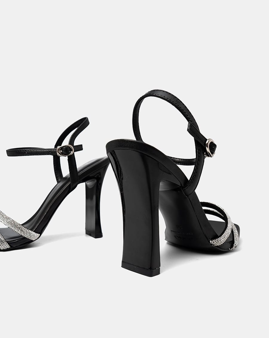  Giày Sandal Cao Gót Phối Hai Quai Đá Trang Trí 