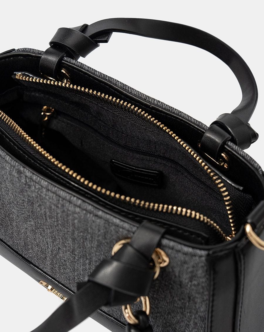  Túi Xách Nhỏ Top Handle Phối Charm 