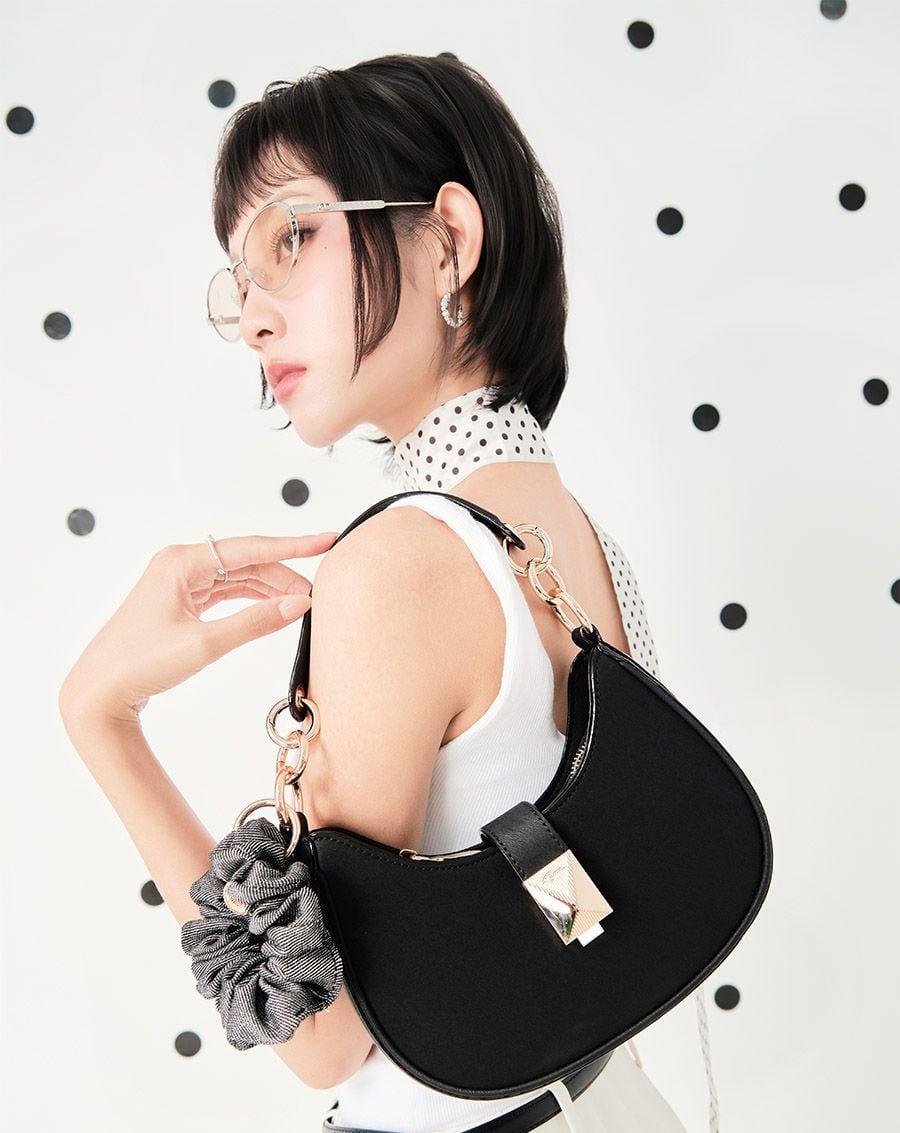  Túi Xách Nhỏ Đeo Vai Khoá Bấm Phối Cột Tóc Scrunchie 