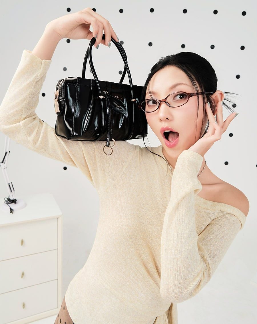  Túi Xách Nhỏ Top-Handle Trang Trí Charm 