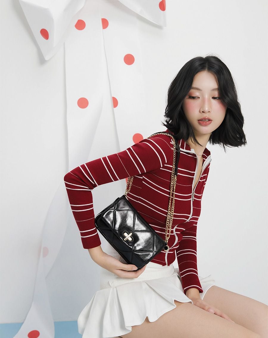  Túi Xách Nhỏ Nắp Gập Trang Trí Khoá 