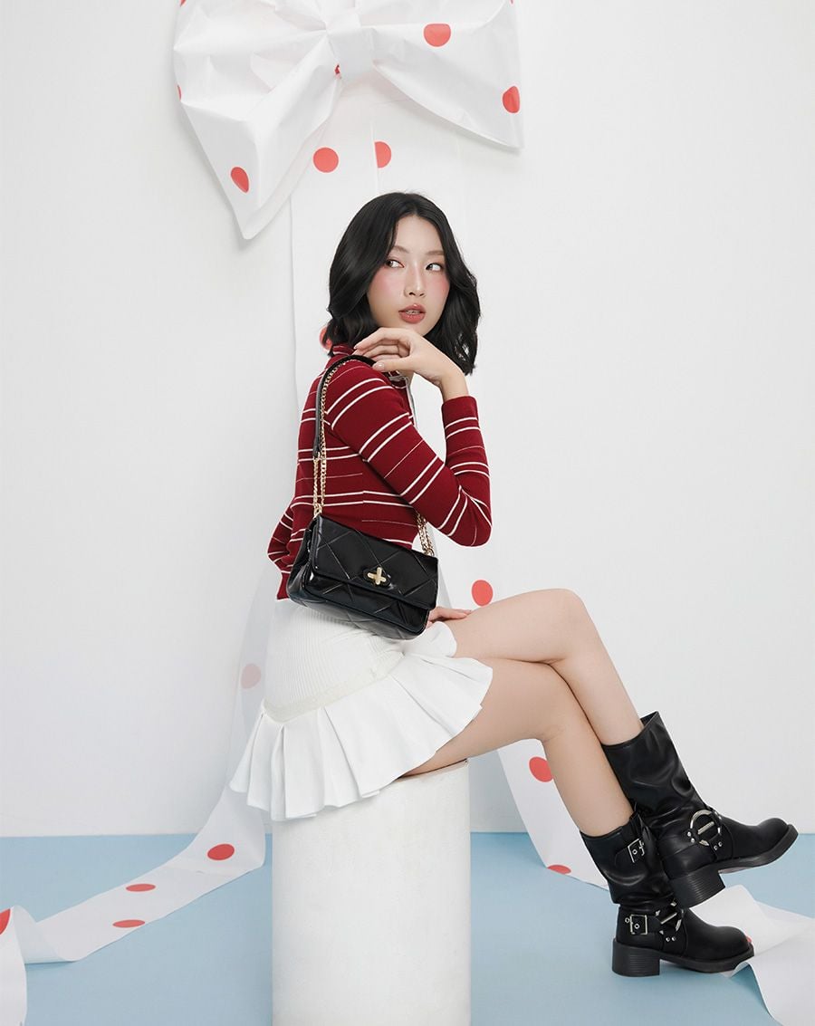  Túi Xách Nhỏ Nắp Gập Trang Trí Khoá 