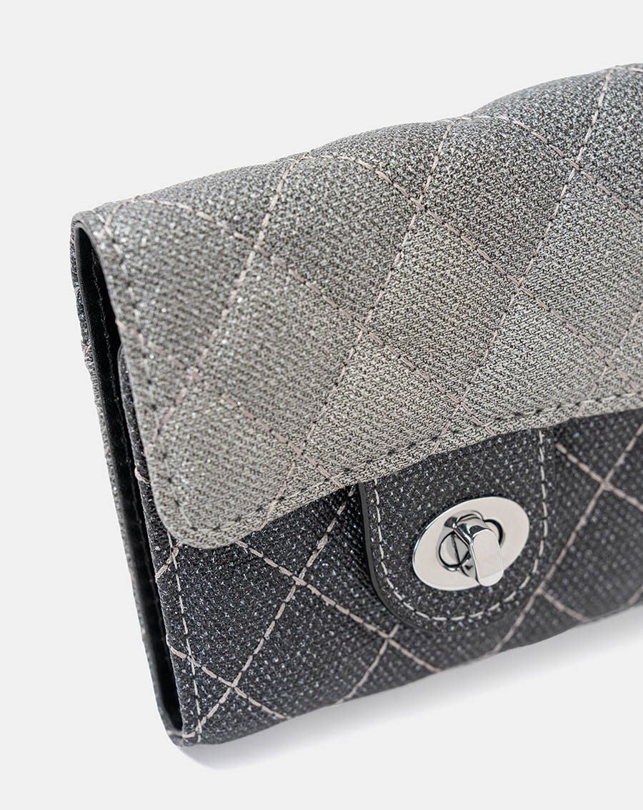  Ví Ngắn Cầm Tay Quilted Phối Khoá 