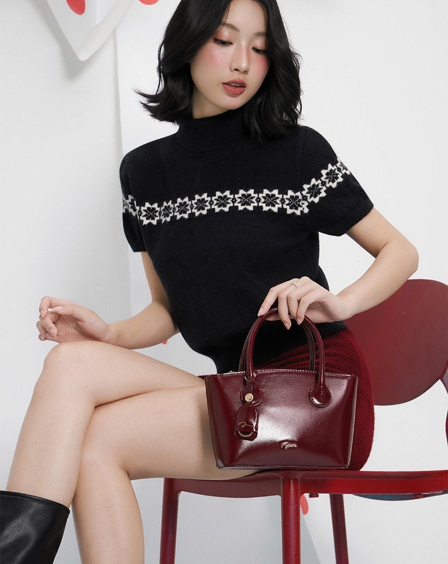 Túi Xách Nhỏ Bucket Bag Phối Charm