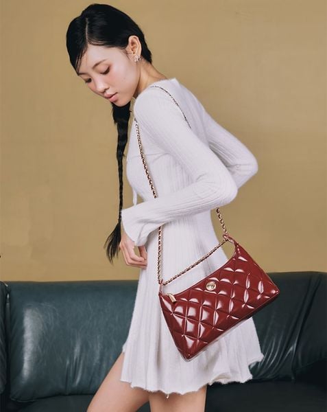  Túi Xách Nhỏ Shouder Bag Dập Nổi Hoạ Tiết Quả Trám 