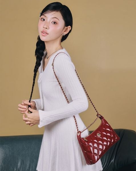  Túi Xách Nhỏ Shouder Bag Dập Nổi Hoạ Tiết Quả Trám 