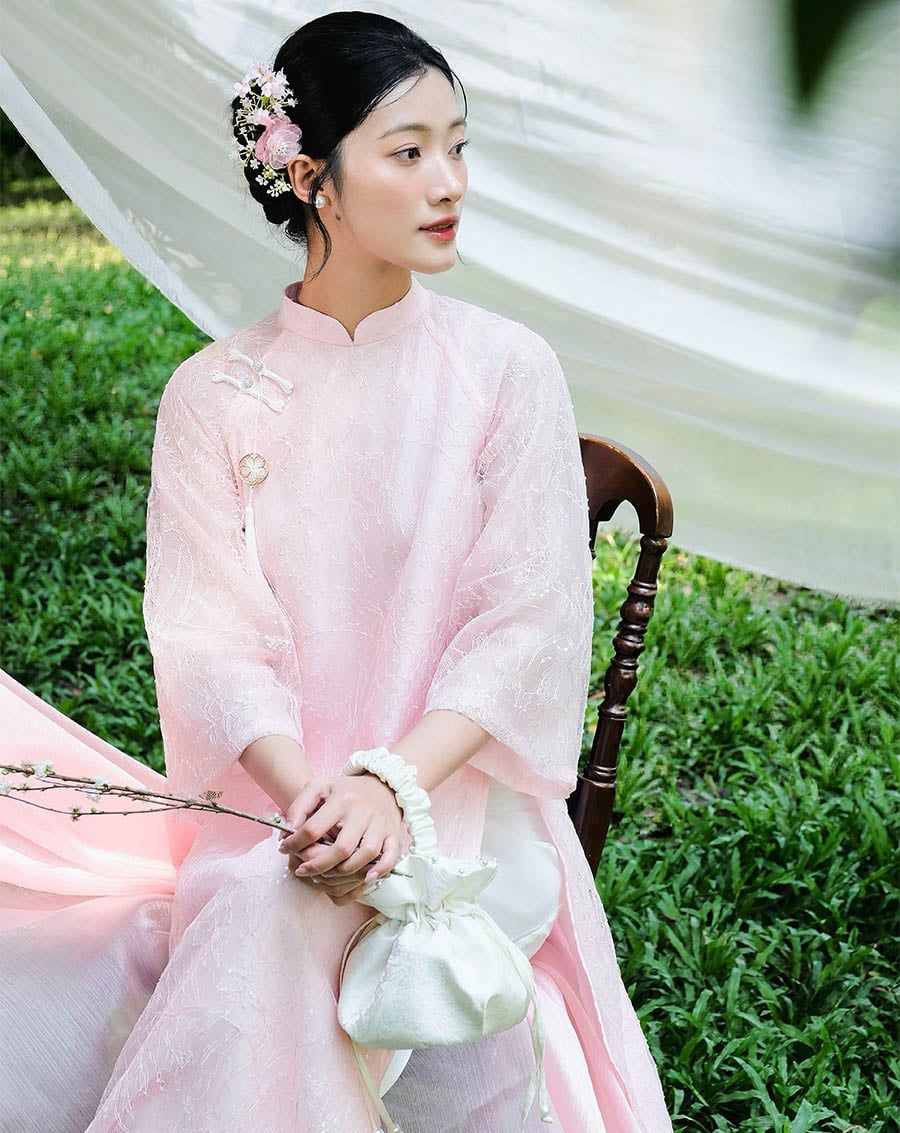  Áo dài Vân Sa 