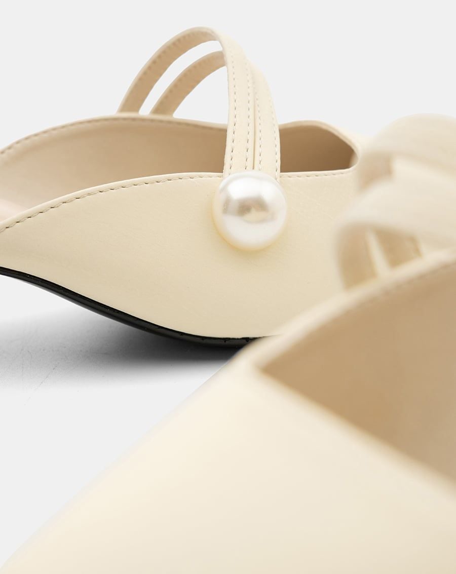  Giày Cao Gót Mules Phối Khóa Ngọc Trai 