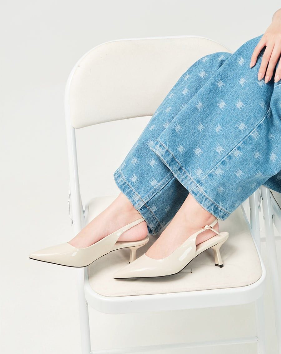  Giày Cao Gót Mũi Nhọn 