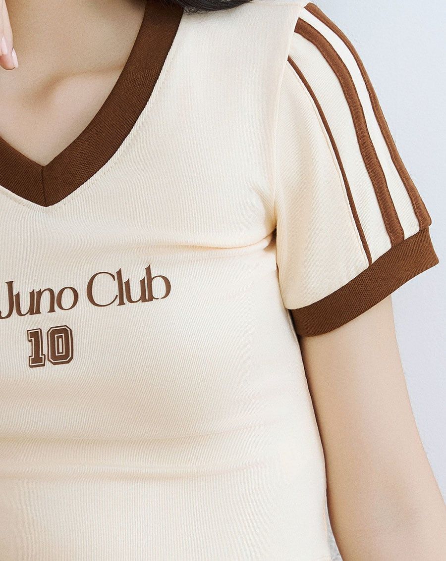  Áo thun ôm phối màu in chữ 