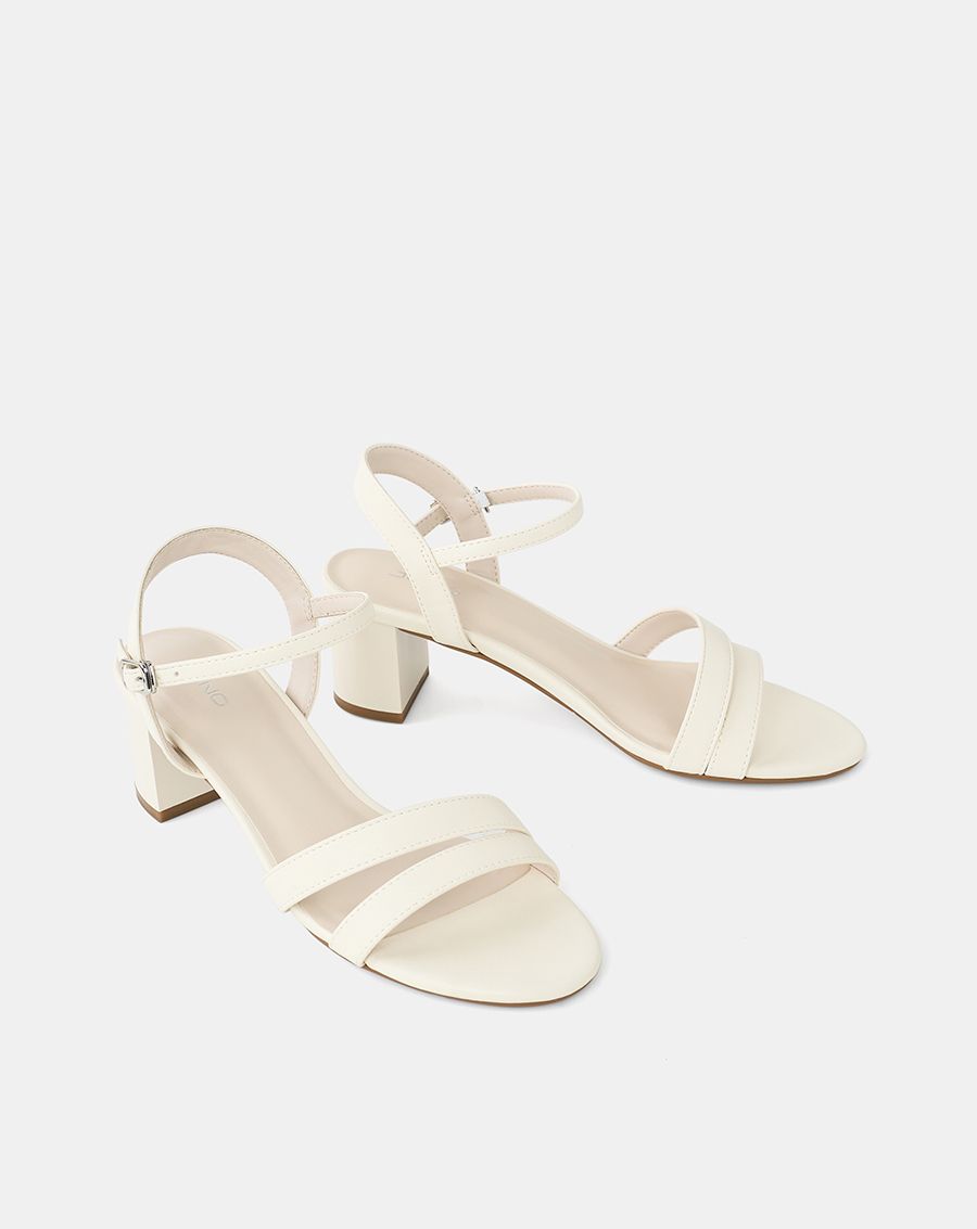  Giày Sandal Quai Hậu Và Quai Dây Mặt Giày 