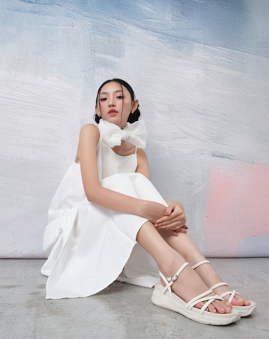  Giày Sandal Thể Thao Quai Mảnh 