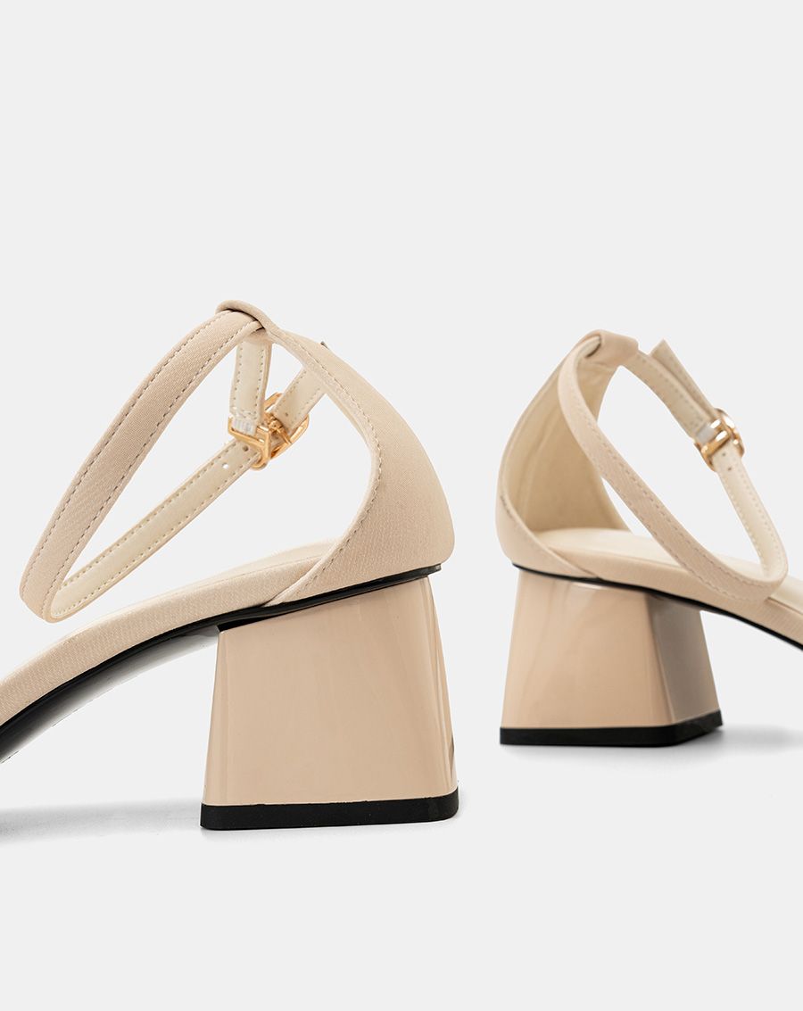  Giày Sandal Gót Vuông Quai Chéo 