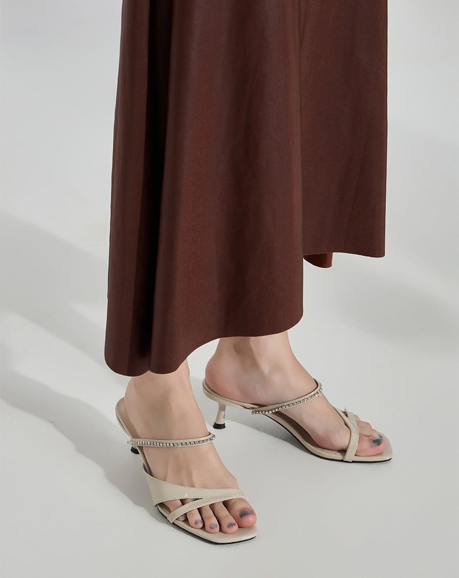  Giày Sandal Mules Phối Dây Trang Trí 