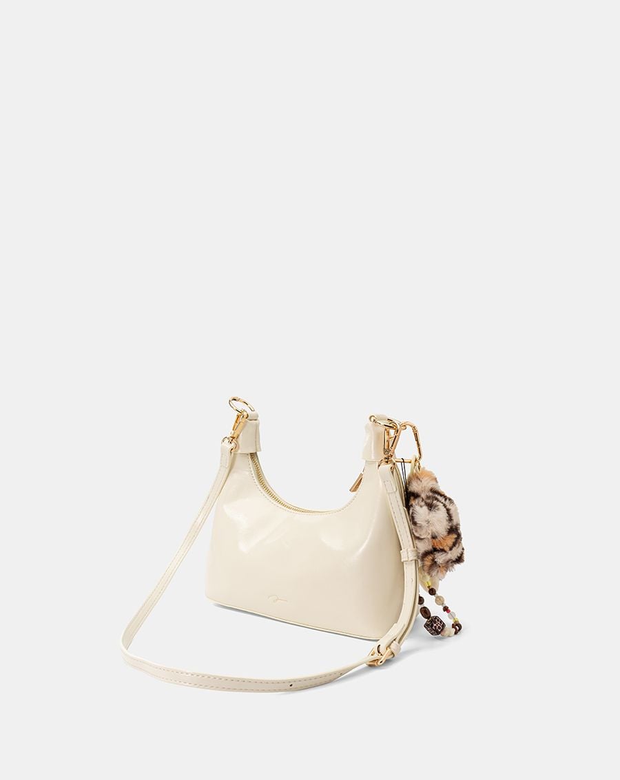  Túi Xách Nhỏ Hobo Phối Charm Trang Trí 