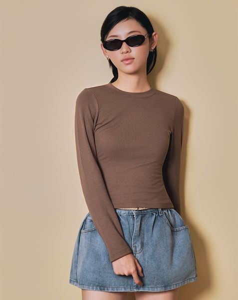  Áo thun form slim-fit tay dài 