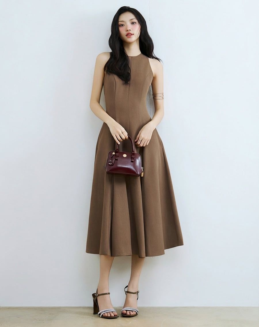  Đầm maxi cổ yếm form xòe 