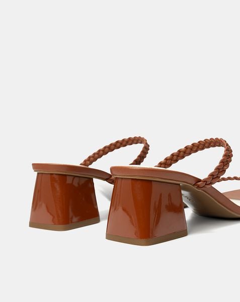  Giày Sandal Gót Vuông Quai Thắt 