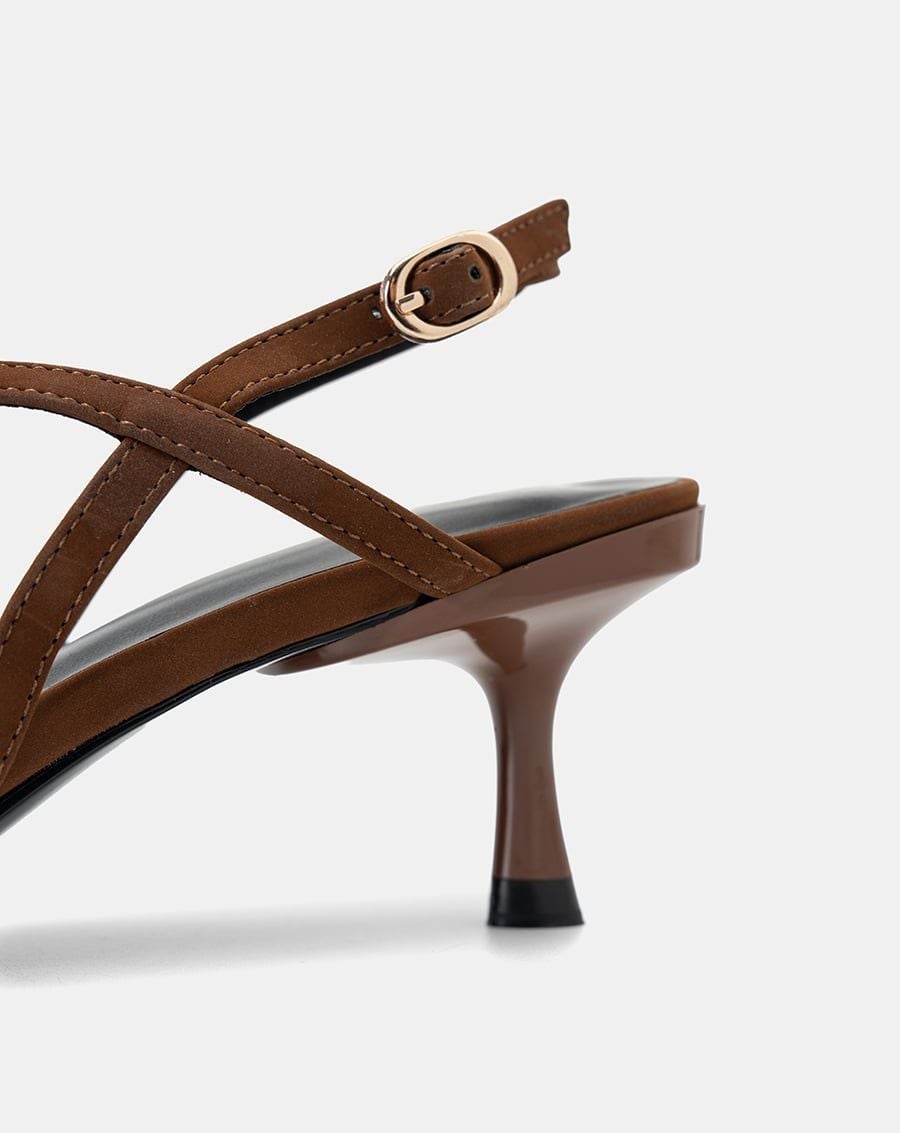  Giày Sandal Phối Quai Tự Do 