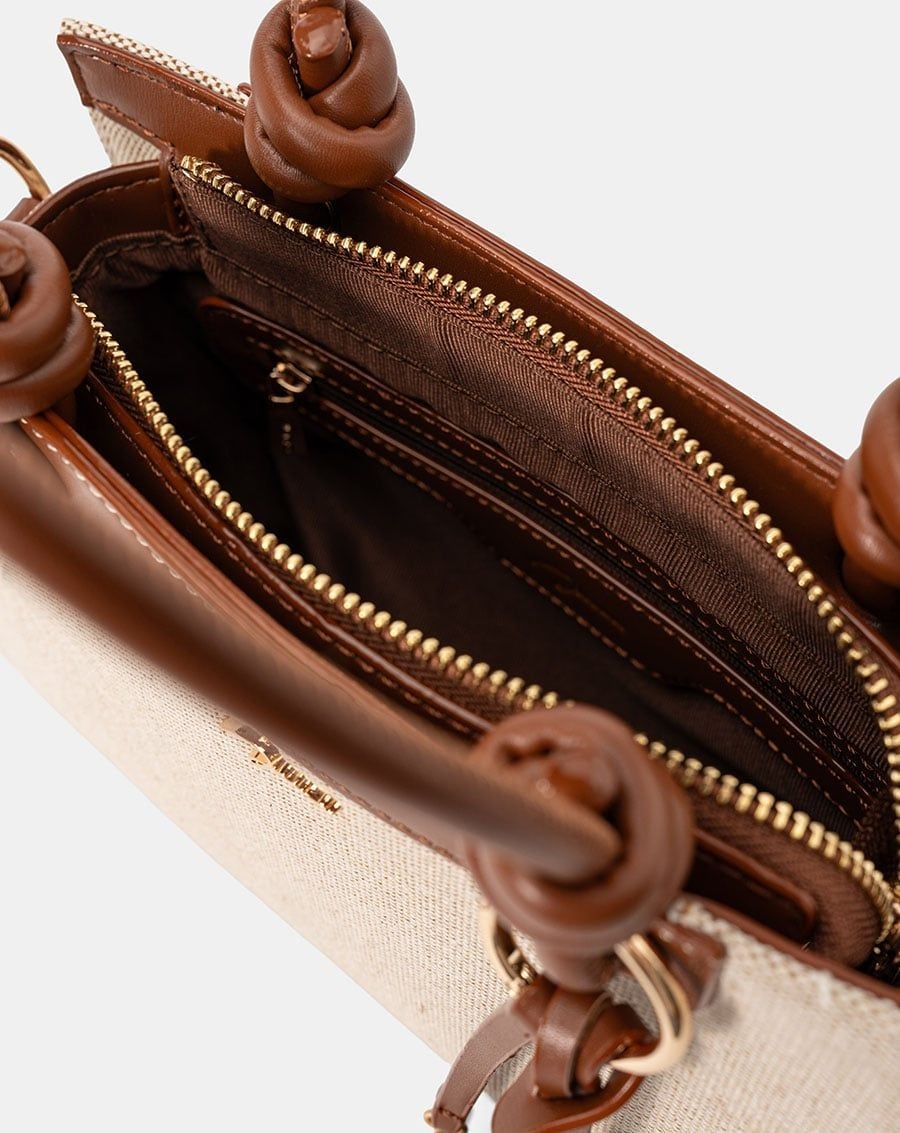  Túi Xách Nhỏ Tay Cầm Xoắn Phối Charm 