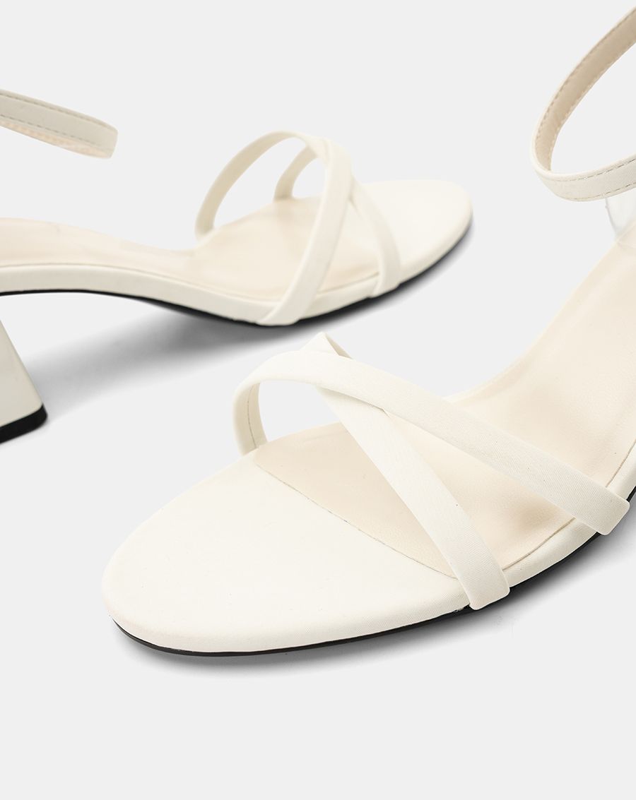  Giày Sandal Gót Vuông Quai Chéo 