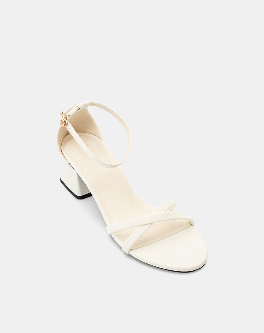  Giày Sandal Gót Vuông Quai Chéo 