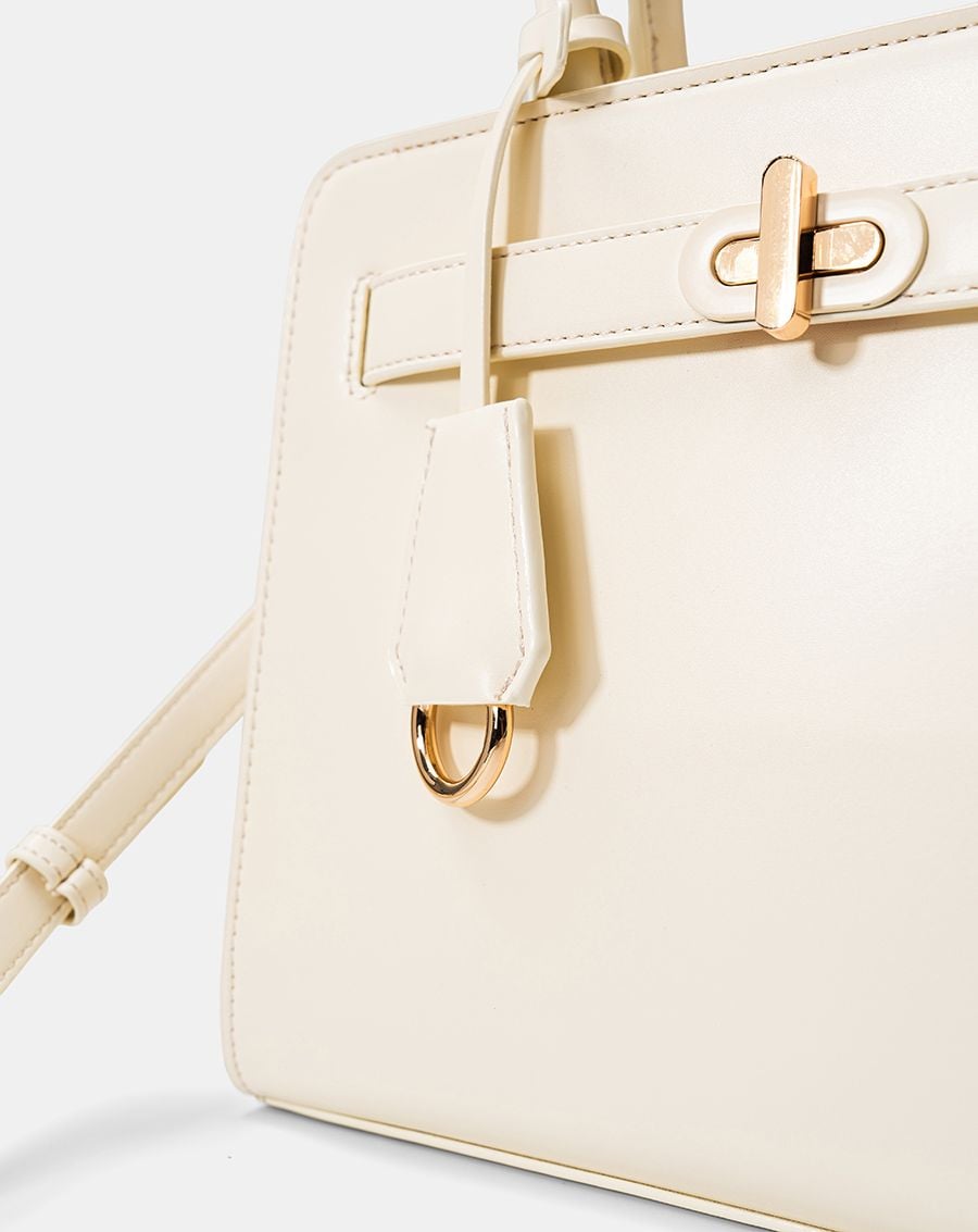  Túi Xách Trung Trang Trí Charm Và Khóa 