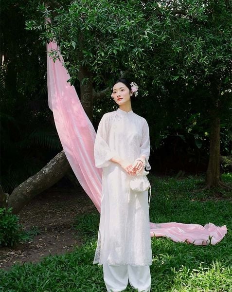  Tặng túi - Set Áo dài Vân Sa Trắng 