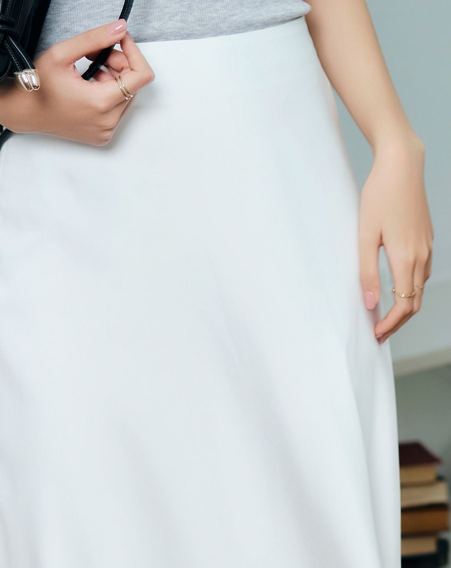  Váy lụa midi form A 