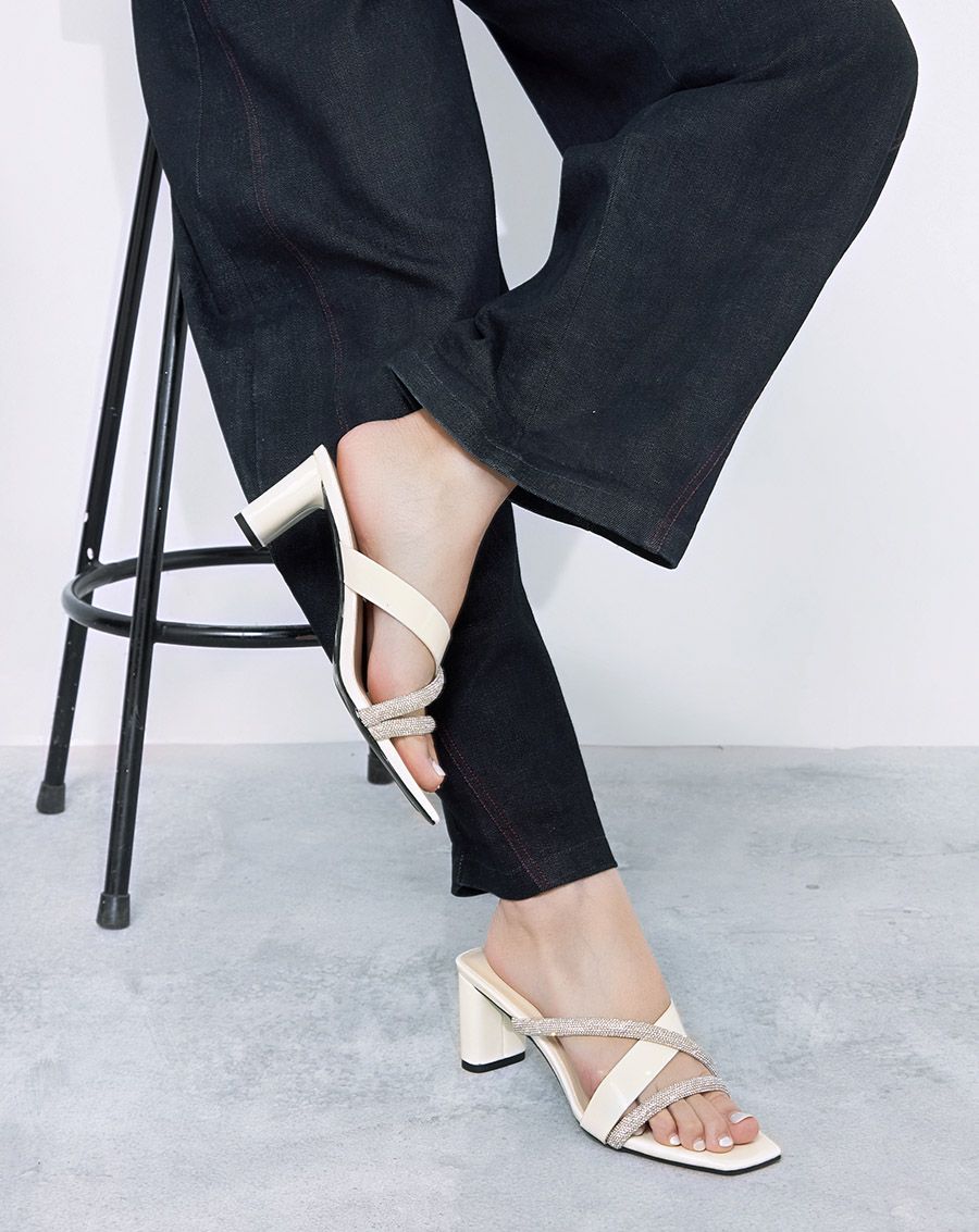  Giày Sandal Mules phối quai đính hạt 