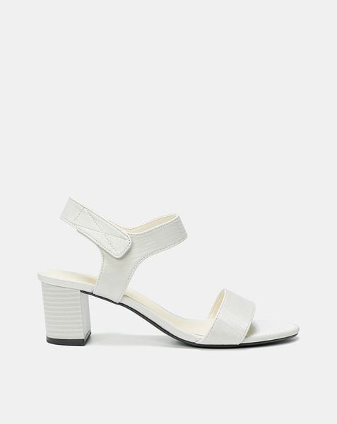  Giày Sandal Cơ Bản Quai Ngang 