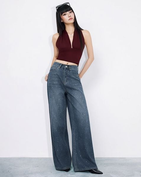 Quần jean ống rộng đính đá