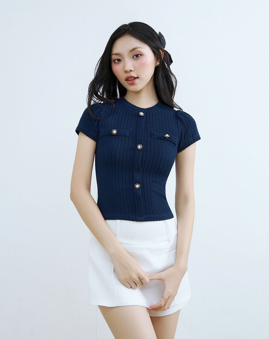  Áo thun tay phồng phối nút kiểu 