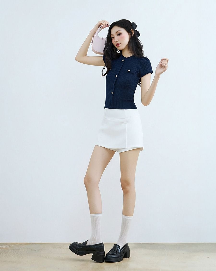  Áo thun tay phồng phối nút kiểu 